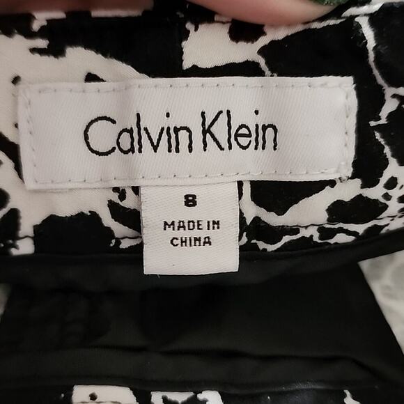 Calvin Klein black and white abstract cropped pants size 8 - Picture 5 of 6